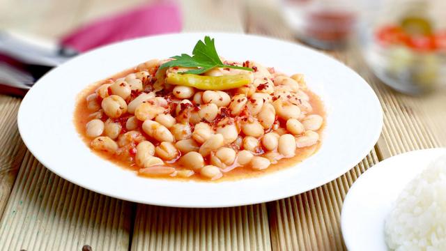 one-pot-high-protein-kerala-white-bean-stew-international-vegan-day-special-thumbnail