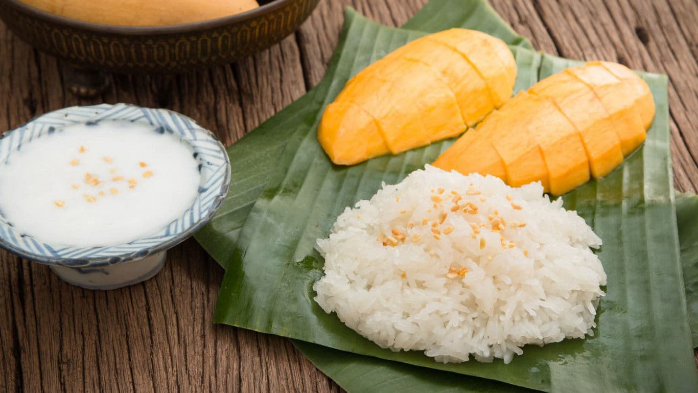 Mango Sticky Rice with Coconut Sauce