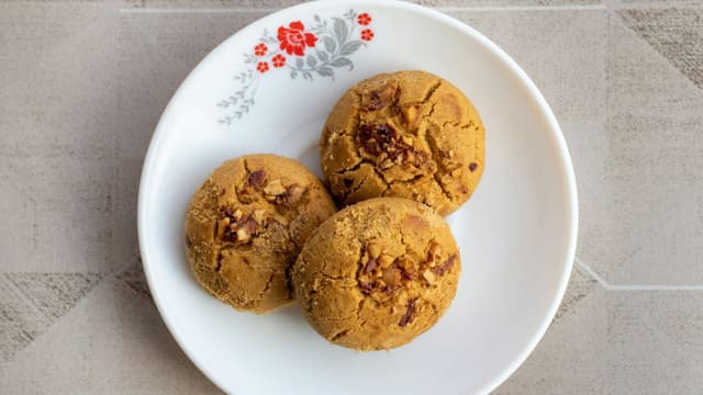 khapli-atta-nankhatai-with-cardamom-rich-bakery-style-crunch-thumbnail