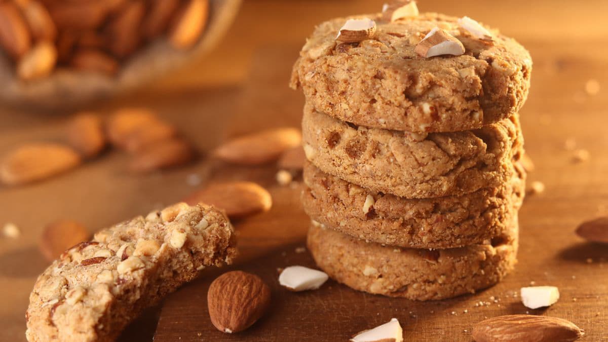 nutty khapli atta cookies