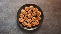 khapli-wheat-bhakarwadi-recipe-a-healthier-take-on-indias-favourite-tea-time-snack-thumbnail