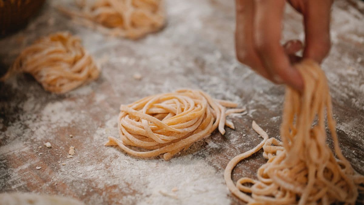 line of coiled khapli wheat noodles