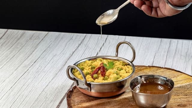 7-regional-khichdis-of-india-that-redefine-comfort-food-thumbnail