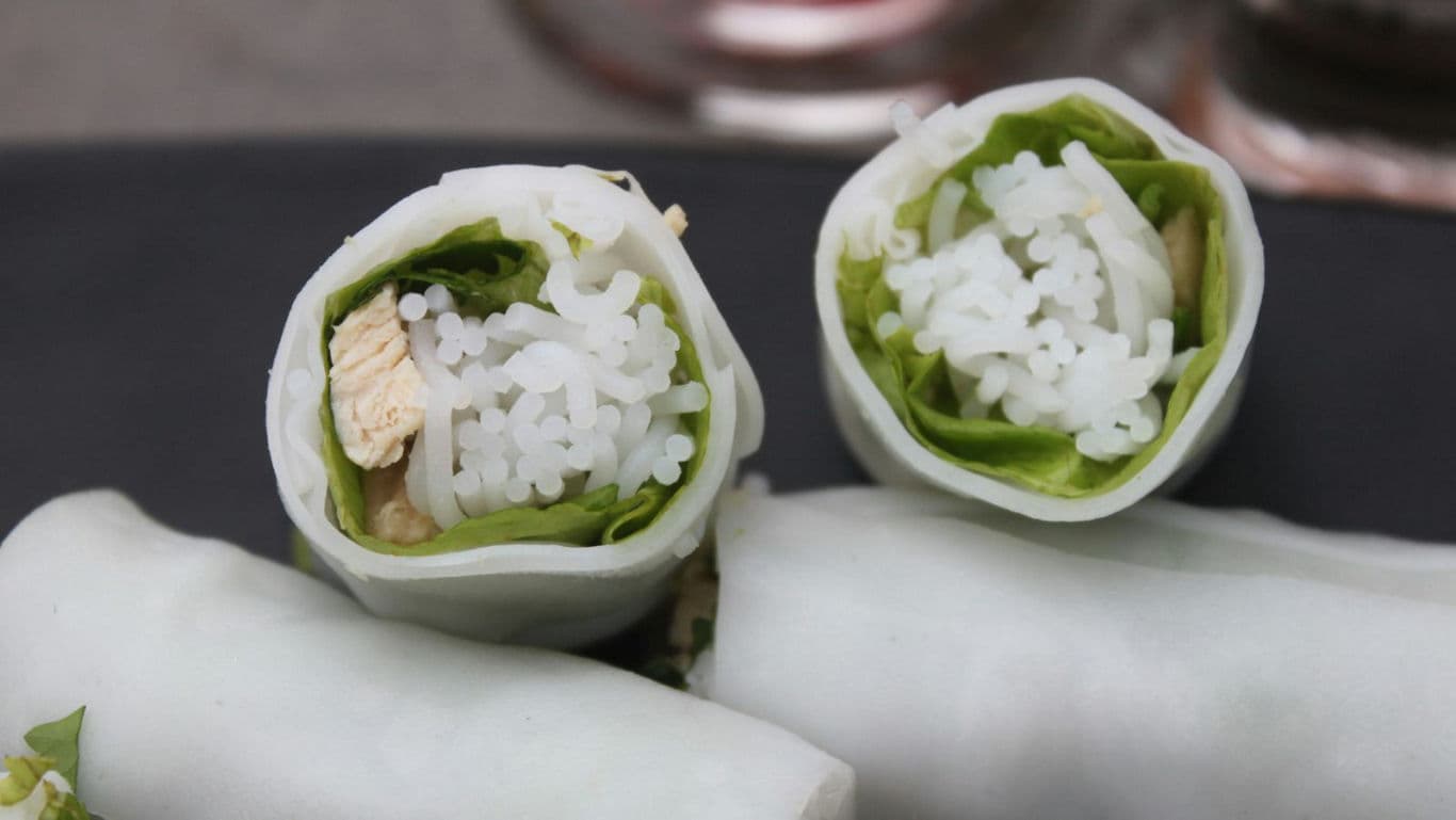 Fresh Vietnamese Spring Rolls with Rice Noodles