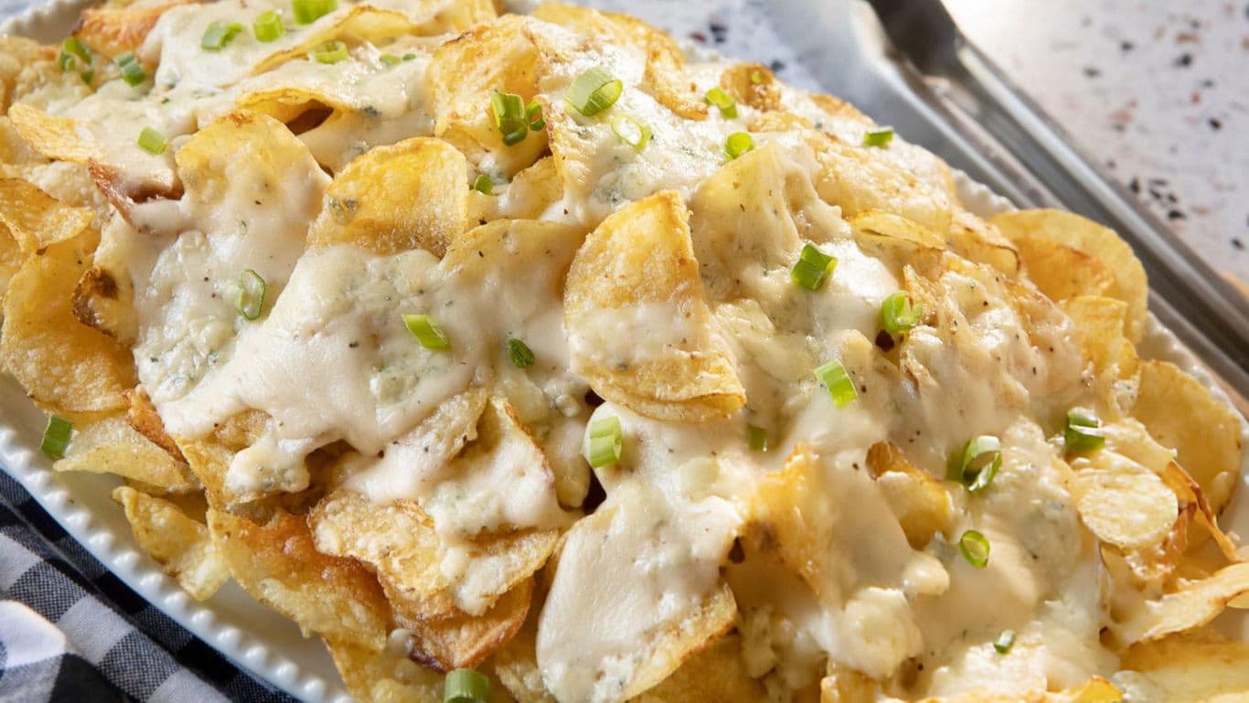 Cheesy Potato Chips with Green Onions