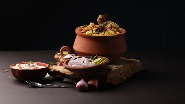 Lucknow’s Awadhi Cuisine: The Dum Pukht Technique