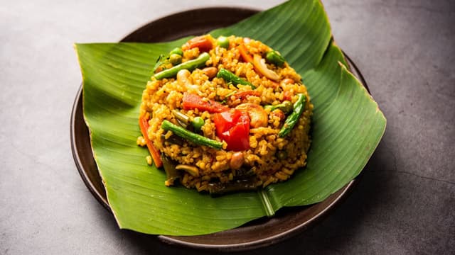 from-delhi-to-kolkata-indian-cities-that-shaped-indias-cuisines-thumbnail