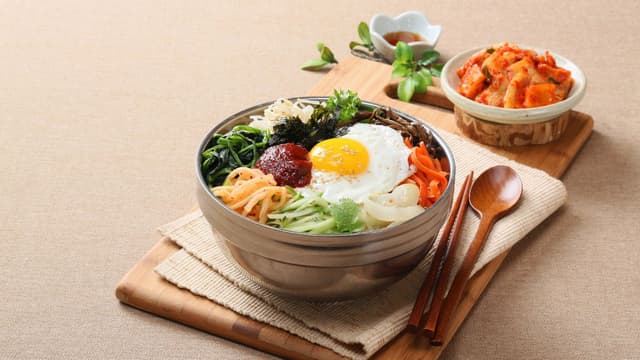 korean-breakfasts-that-nourish-the-soul-thumbnail