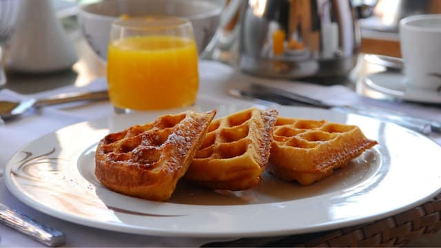 Masala Dosa Waffle With Potato Filling Banner web -1