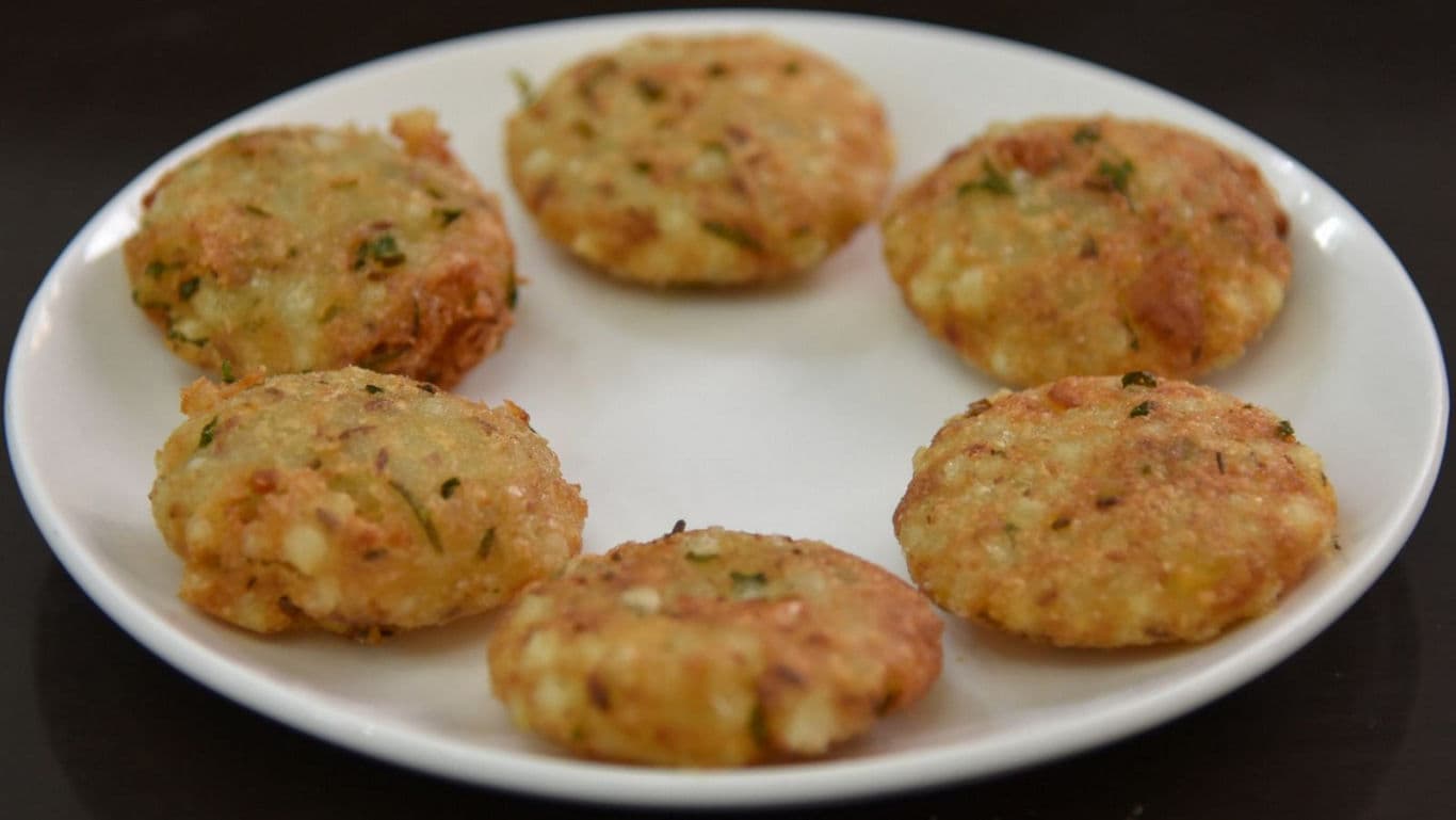 Sabudana Paneer tikki on a plate - banner image