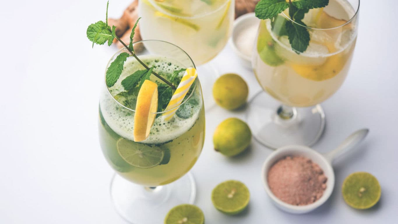 Refreshing Lemon Mint Drinks with Fresh Lime Garnish