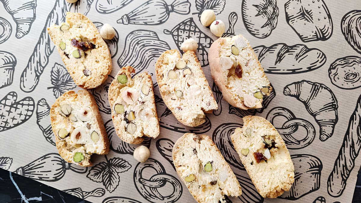 Pistachio biscotti