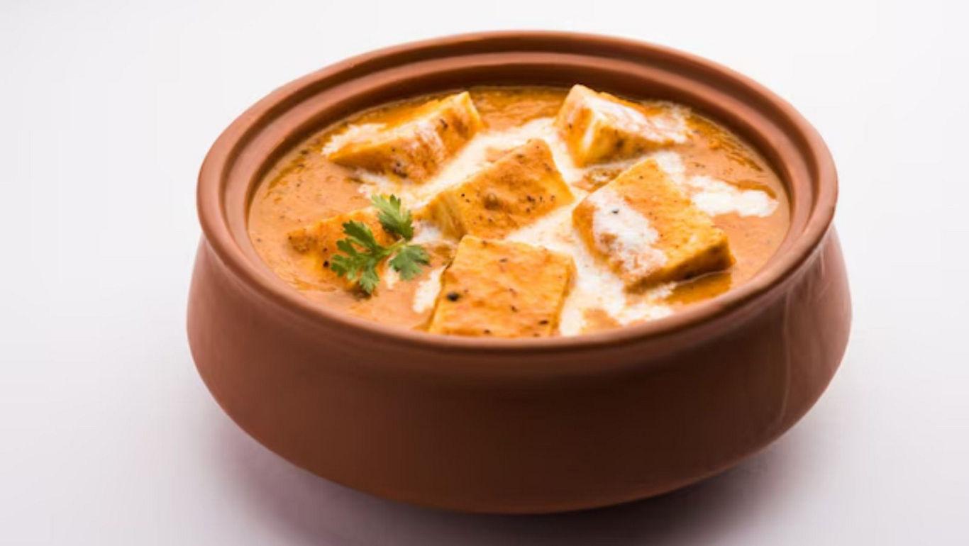 Paneer curry in traditional clay pot