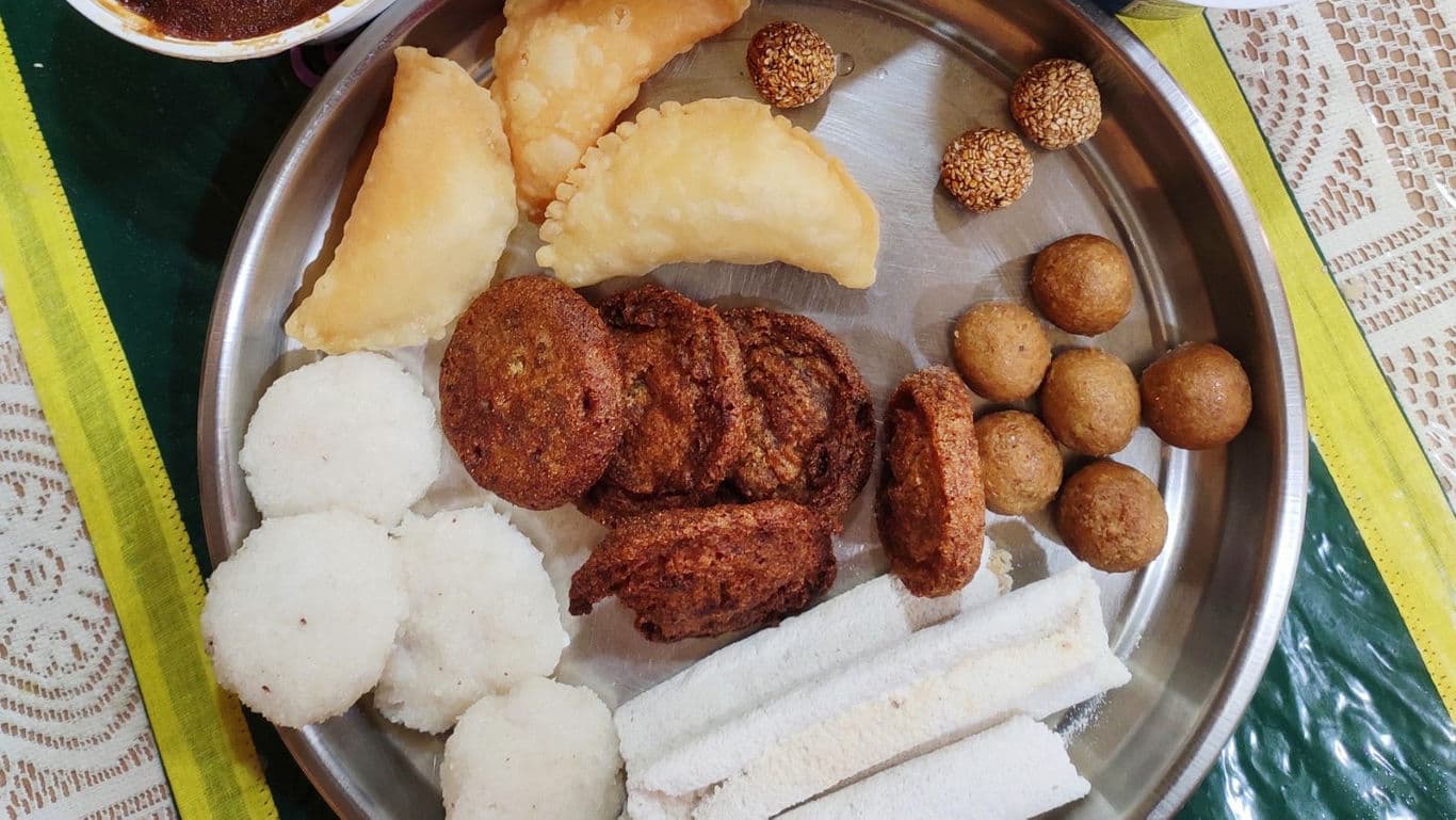 Pitha spread on a steel dish