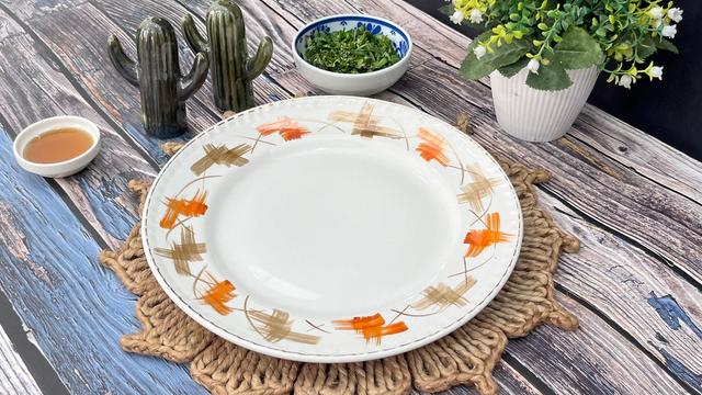 Picture of plate