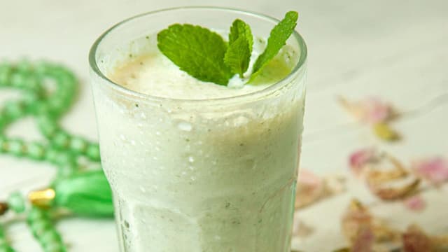 pudina-chaas-recipe-traditional-indian-mint-buttermilk-thumbnail