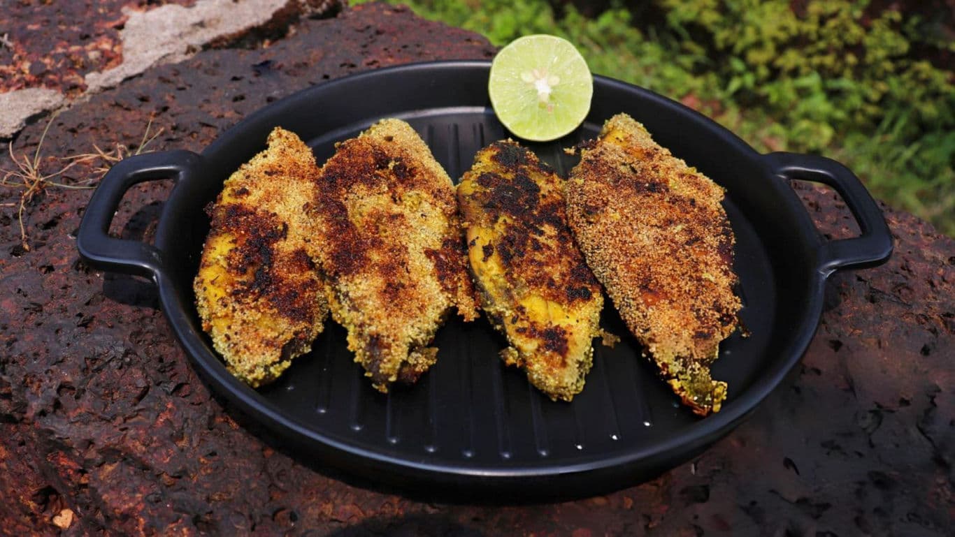 Crispy Fried Fish with Lime Garnish