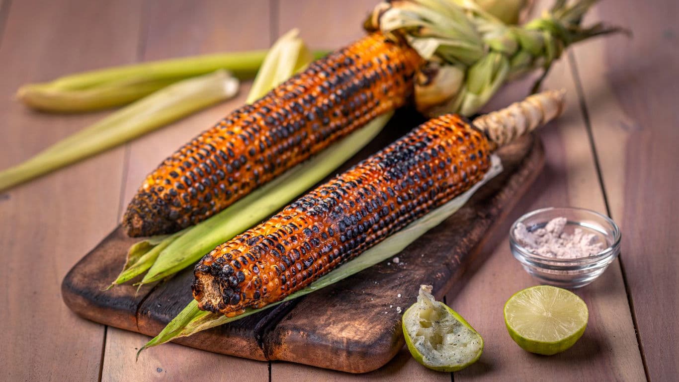 Grilled corn on cob with lime seasoning