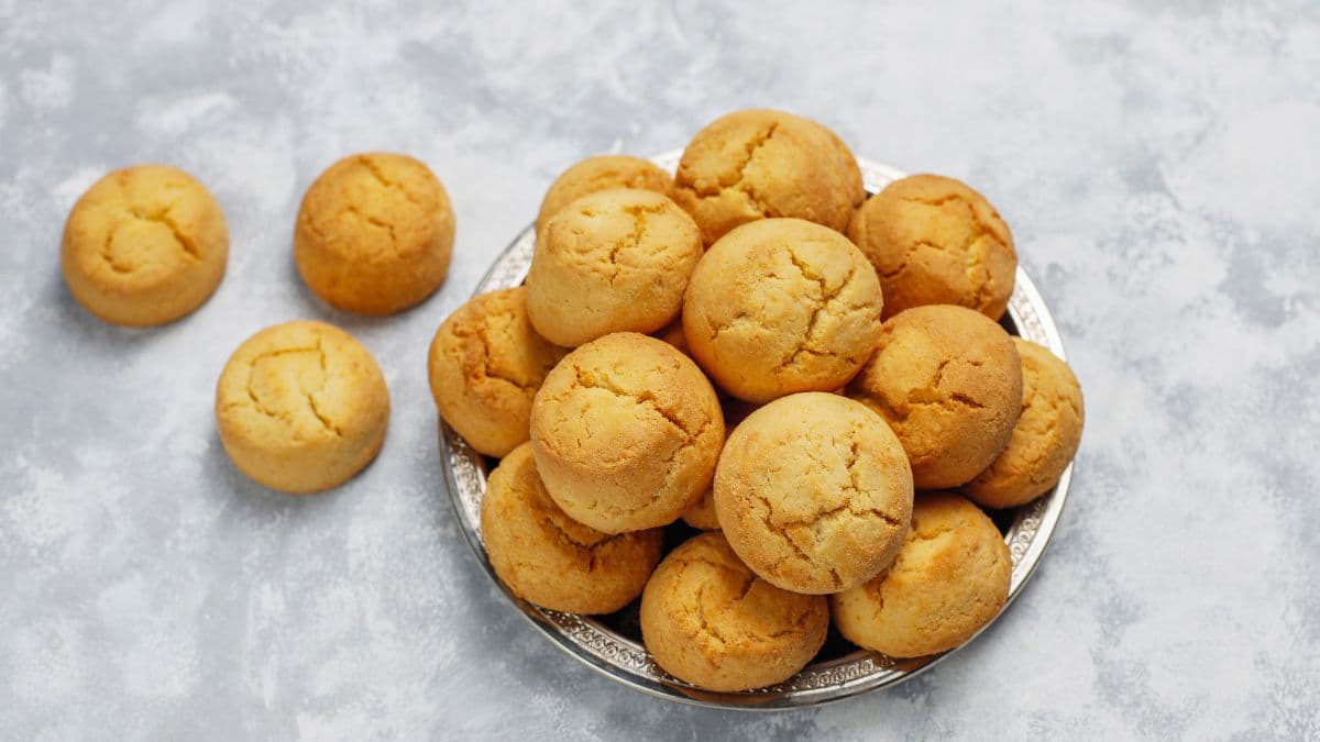 Homemade khapli wheat nankhatai cookies 