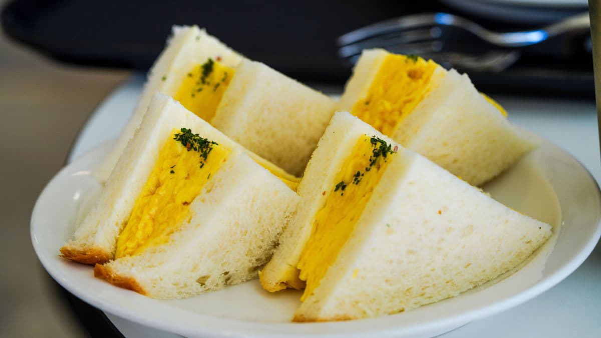 Sliced sandwiches