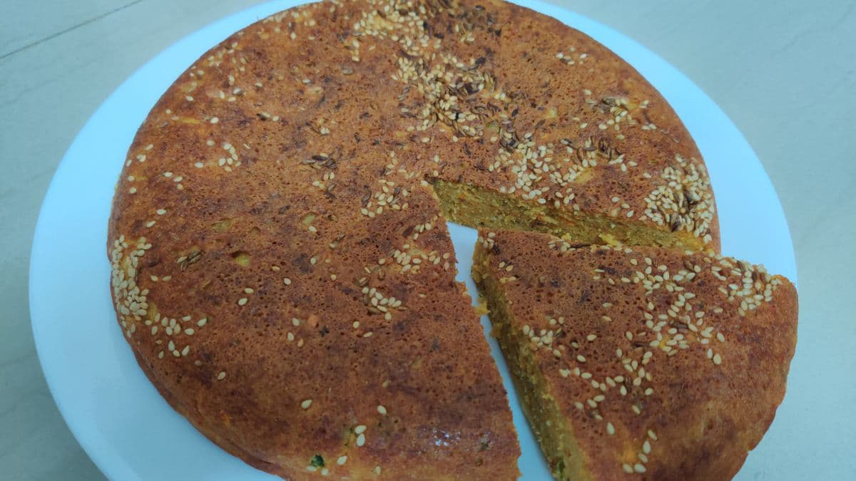 A round cake on a plate