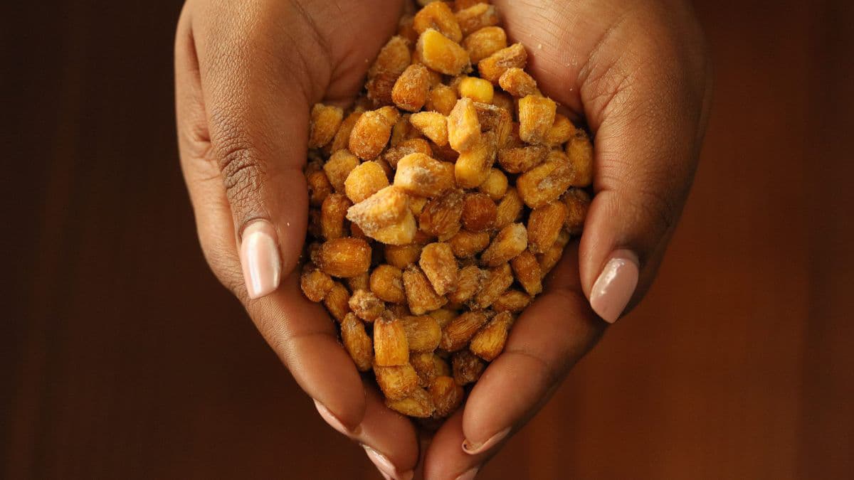 Crunchy, crispy corn snack