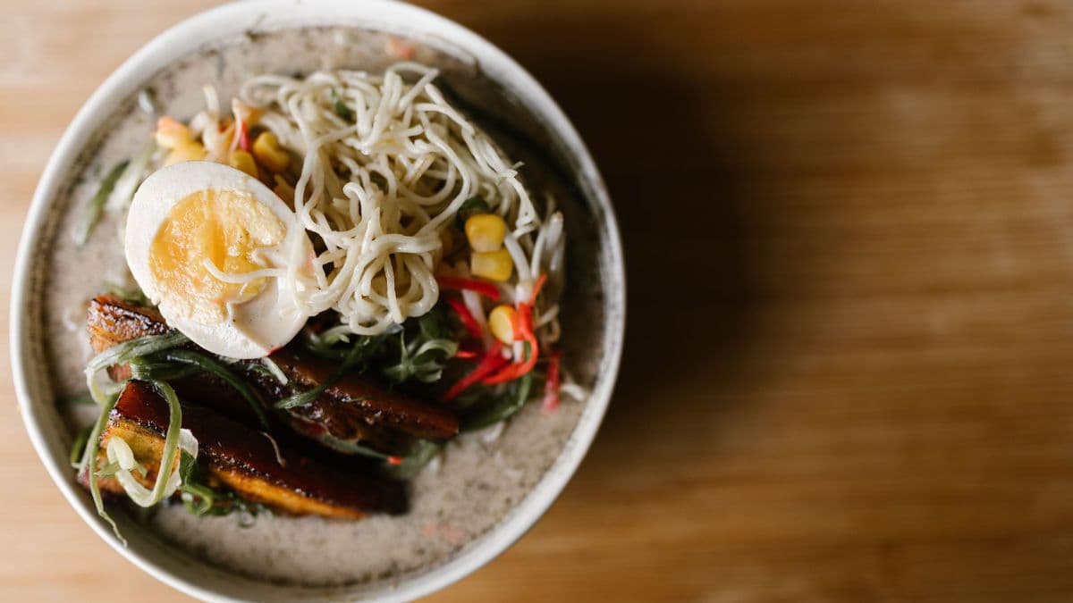 Creamy corn and cheese noodle bowl 