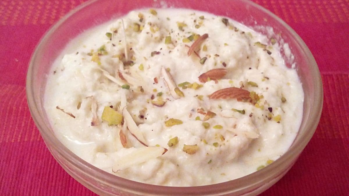 Rabri garnished with chopped nuts