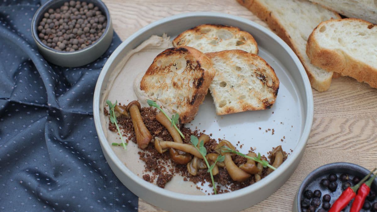Mushroom And Cheese 