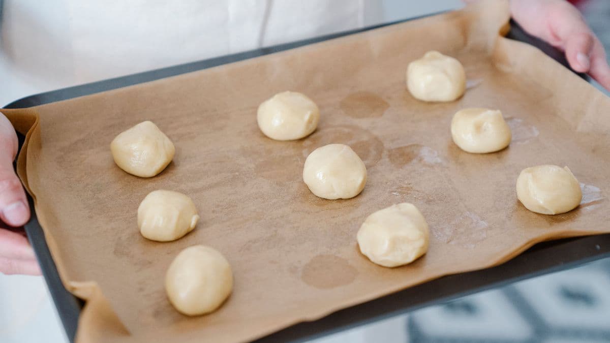 Evenly shaped nankhatai cookie dough