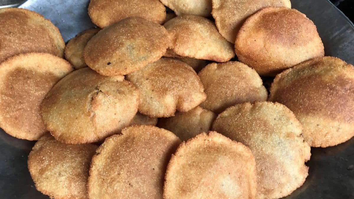 Flaky kachoris