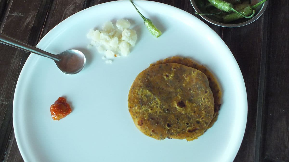A small thepla on a plate