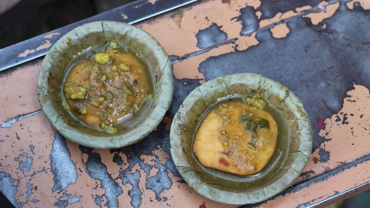 Kachoris with aloo sabzi