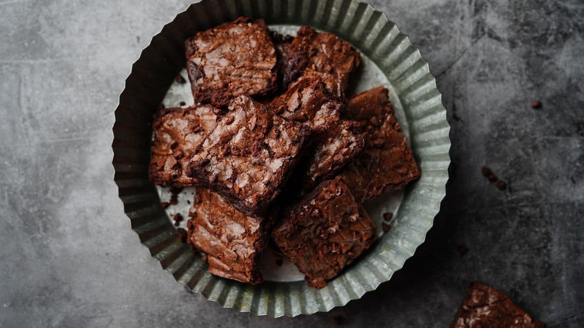 A plate of choco fudge brownies