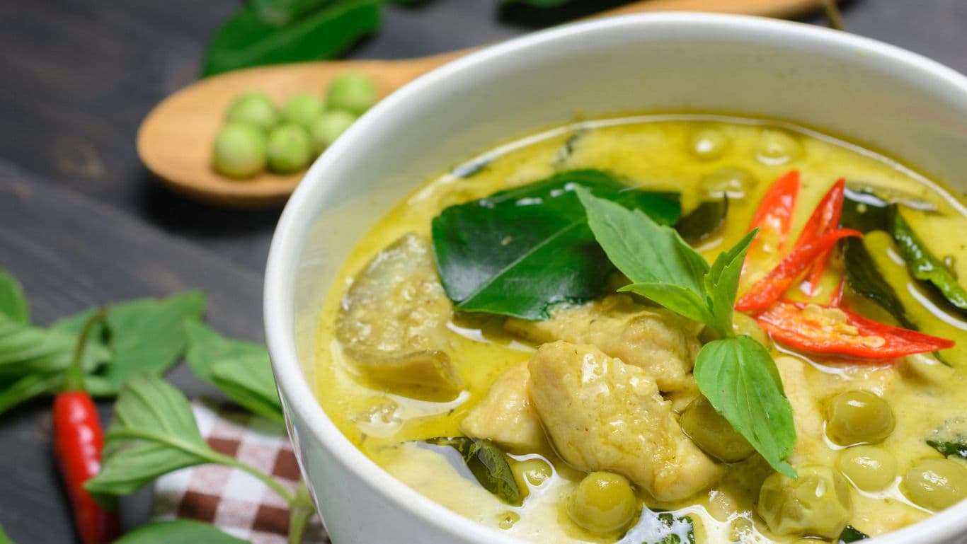 Thai green curry with chicken and fresh herbs
