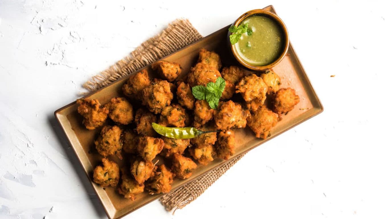 The Secret To Crunchy Bhajiyas In Humid Weather