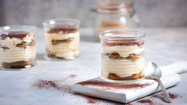 a-fresh-fusion-dessert-tiramisu-inspired-rabri-malpua-jars-recipe-thumbnail