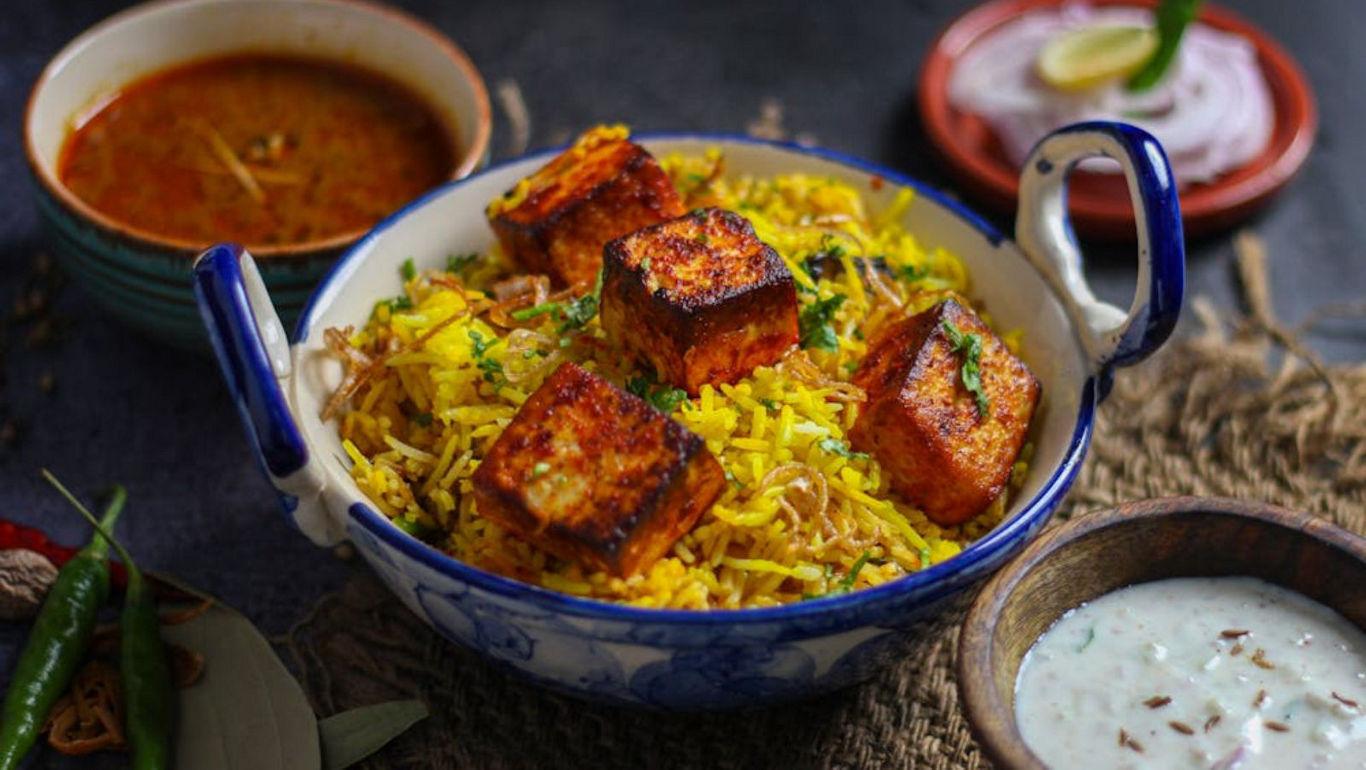 Easy Paneer Pulao Recipes For A Vegetarian Lunchbox and Weeknight Dinners
