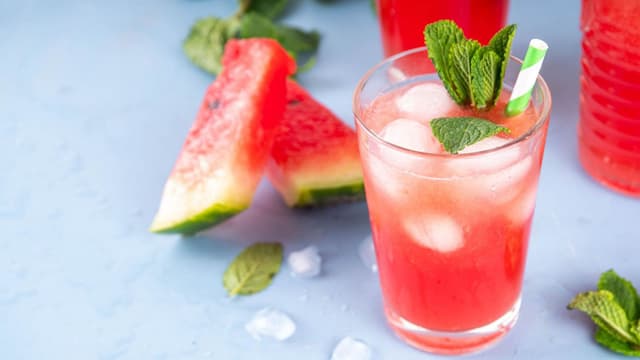 how-to-make-watermelon-espresso-spritzer-the-viral-espresso-coffee-recipe-for-summer-thumbnail