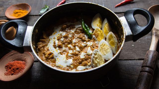 Chicken Bharta, a Kolkata dhaba favourite