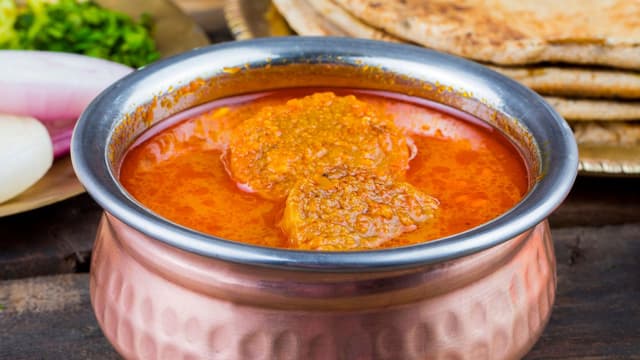gatte-ki-sabzi-recipe-recreate-this-classic-rajasthani-dish-at-home-thumbnail