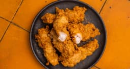 achari-masti-chicken-tenders-crispy-air-fryer-chicken-with-bingo-chips-thumbnail