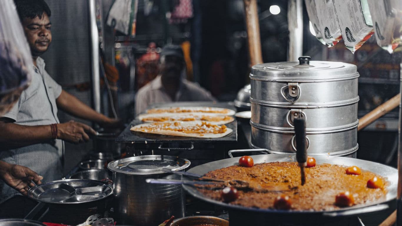 Mumbai vs Delhi street food