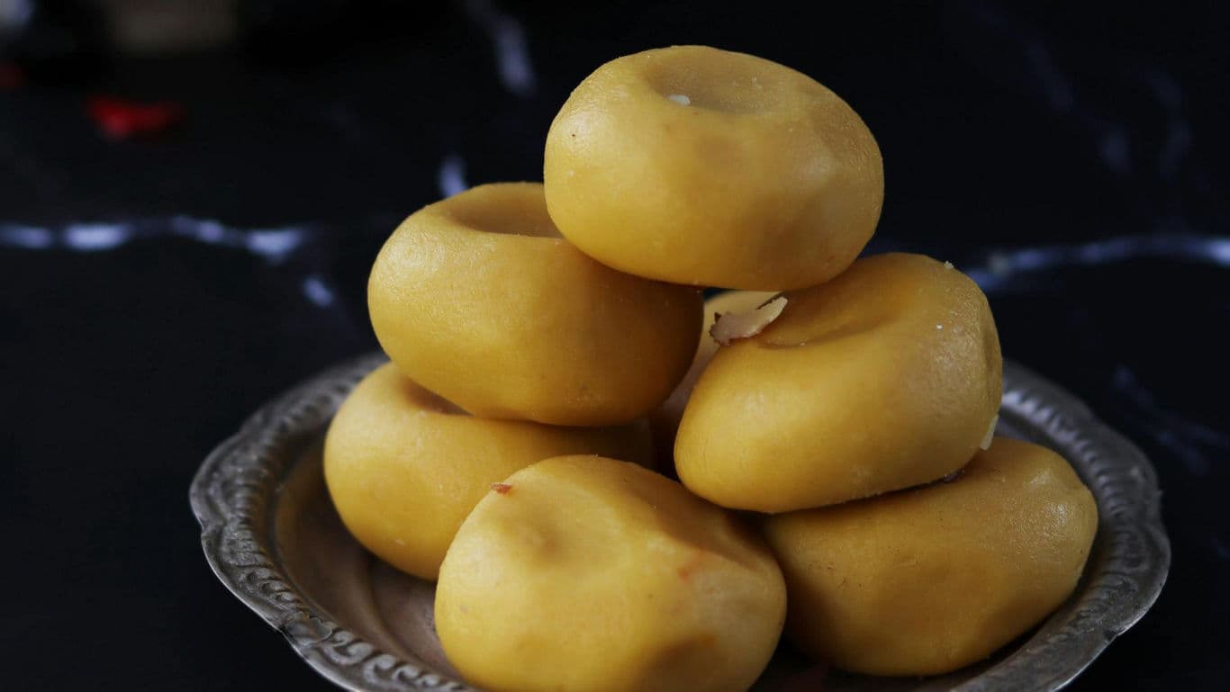 Defines a classic doodh peda