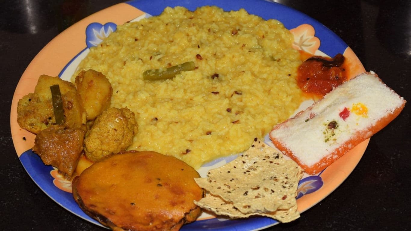 What Makes Up A Bengali Bhog Platter Inset image 2