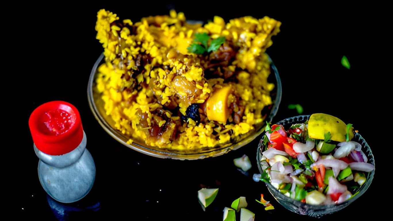 Yakhni pulao with salad.