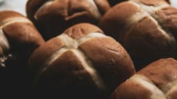 easter-special-recipe-hot-cross-buns-thumbnail