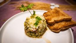 Moringa Guacamole