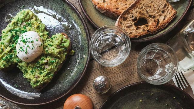 5 Protein-packed avocado bowls perfect for breakfast